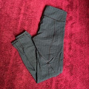 Lululemon Run It Out Legging 29” size 8